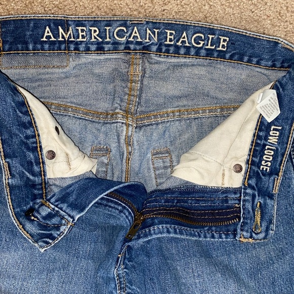 Size 26-28 American Eagle jeans! In excellent condition!! - Picture 3 of 7